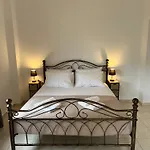 Hermanos City Apartment\'S